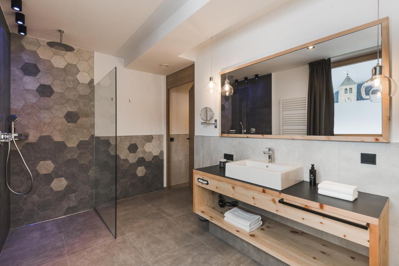 Hotel Zum Mohren 4*